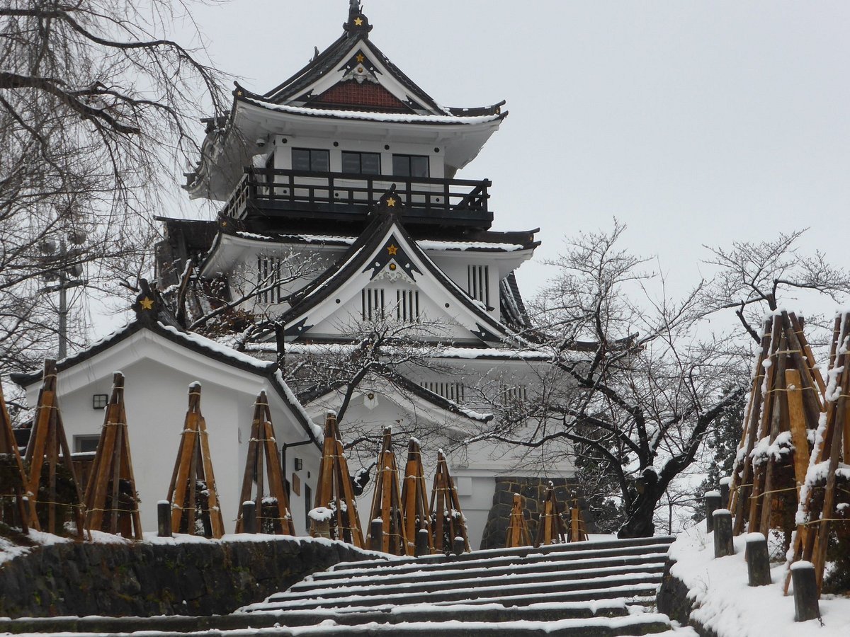 🏯 요코테 성(요코테조)